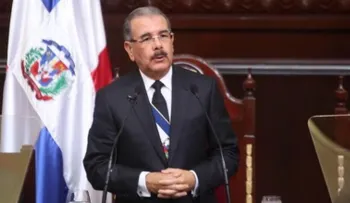 Medina dice que está realizando una revolución silenciosa, pero real 