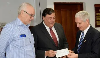 Gobierno entrega RD$14 millones para Serie del Caribe
