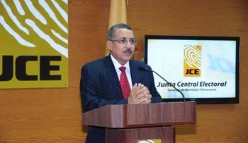 Pleno JCE pospuso para este martes reconocimiento de nuevos partidos