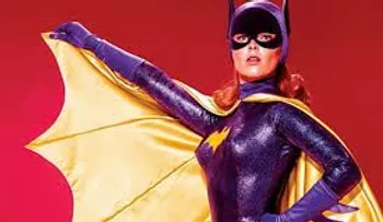 Muere Yvonne Craig, la Batichica en la serie Batman