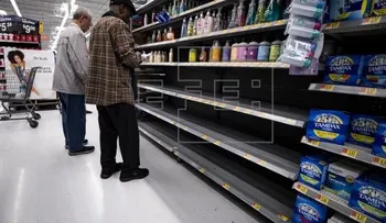 El sentimiento de amenaza ante la covid-19 llevó a almacenar papel higiénico