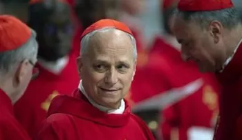 Vaticano confirma adenocarcinoma pulmonar tras extirpar lóbulo inferior del pulmón derecho al papa León XIV