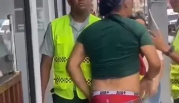 Agentes de la Digesett agreden ciudadano en pleno centro de Santiago