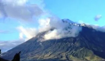Volcán Tungurahua reanuda actividad eruptiva en Ecuador