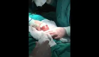 Le sacan una tremenda yuca del ano a un costarricense (VIDEO)