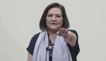 Guadalupe Taddei renuncia a la presidencia del INE de México