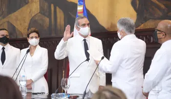 Abinader: con el 4% se hizo más negocio que inversión en Educación