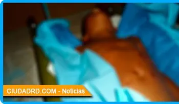Muere niño y madre resulta herida al ser chocados por camión de basura