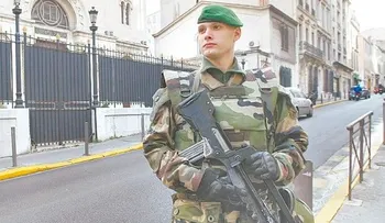 Francia rastrea las armas de atacantes
