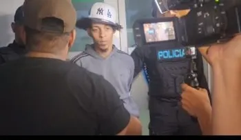 Hombre se entrega en Santiago tras ser vinculado a asalto contra patrulla mixta