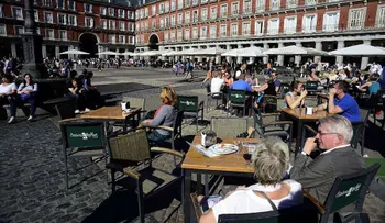 Indignación en España por comportamiento de aficionados del PSV