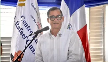 Eddy Olivares abre año escolar 2025-2026 en Monseñor Nouel.