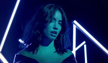 Paty Cantú presenta "Cuenta pendiente", un tema en colaboración con su ídolo y amigo, Alejandro Sanz