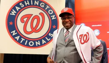 Nacionales presentan a Dusty Baker como mánager
