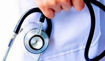 Paraguay expulsa a médico brasileño acusado de violar pacientes