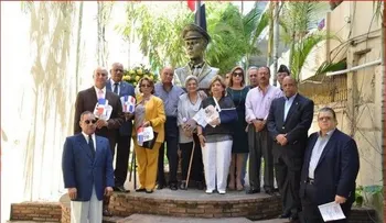 Conmemoran 54 aniversarios de la muerte del teniente García Guerrero