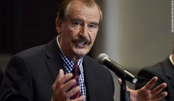 Con un improperio, Vicente Fox le explicó a CNN su postura sobre el muro de Trump