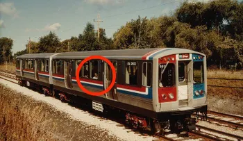 Los pasajeros se burlaron, pero callaron avergonzados cuando se enteraron de su conducta.
