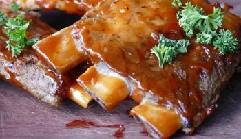Una receta de costillas barbecue para chuparte los dedos