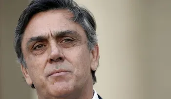 Renuncia candidato a la Presidencia en Chile por padecer depresión