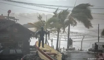 Nueva tormenta en California deja cinco muertos y miles evacuados 
