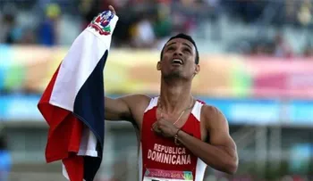 Luguelín clasificó a semifinal Mundial Bajo Techo