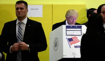 Donald Trump vota en Manhattan y dice que todo está saliendo "muy bien"