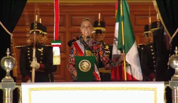 Claudia Sheinbaum encabeza el Grito de Independencia en Palacio Nacional