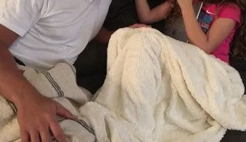 Tarea de hija de Alex Rodríguez enciende redes sociales 