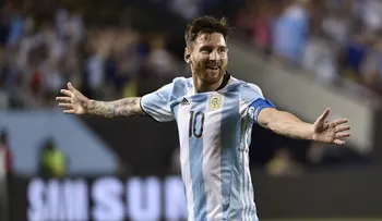 Con Messi basta: Argentina golea 5-0 a Panamá