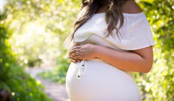 Un experto explica si es bueno o malo que un bebé use chupón