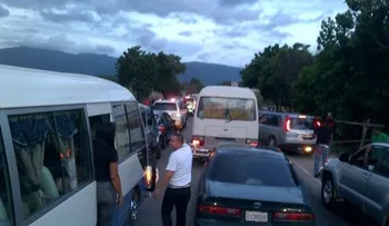 Accidente deja 12 heridos en carretera Nagua-Sánchez 