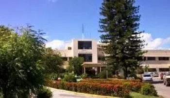 Se debate entre la vida y la muerte, hombre que mató a su mujer e intentó suicidarse 