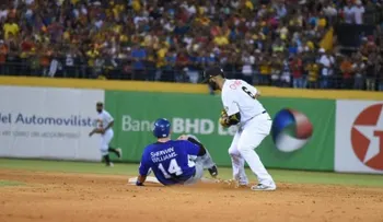 â??Tablazoâ? de Brayan mantiene las Aguilas volando alto y hunde al Licey 