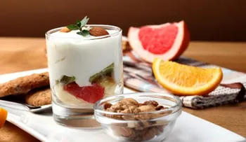 ¿Cómo hacer yogur más espeso?