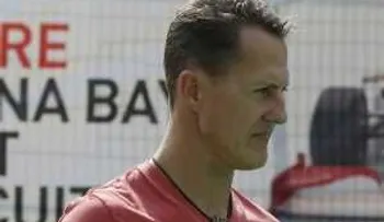Michael Schumacher se lesiona al caer mientras esquiaba