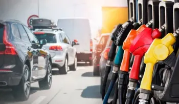 Gobierno mantiene sin variación precios de los combustibles