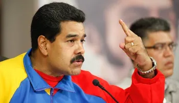 Venezuela revoca credenciales a periodistas de CNN