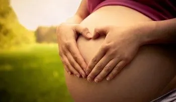 Embarazadas con cáncer de mama pueden tratarse sin dañar a su bebé