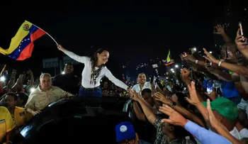 El regreso de Machado a Venezuela tensiona el plan de transición y presiona a Delcy Rodríguez