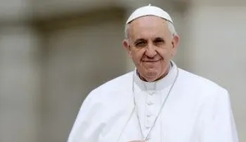 Escándalo en el Vaticano: obispo italiano desea que un "milagro" termine con la vida del papa