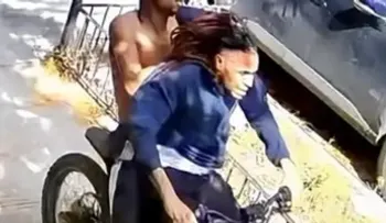 NYPD busca a dos hombres que apuñalaron a detective fuera de servicio en El Bronx