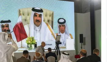 Emir de Catar acusa a Israel de rechazar la paz