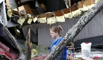 Regresa electricidad a Mississippi tras tornado 