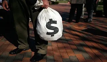 Un exdrogadicto de EE.UU. devuelve 125.000 dólares que halló en la calle 