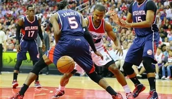 Los Hawks reaccionan y empatan serie con Wizards; Harford anota 18