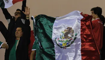 Se desploma número de turistas mexicanos que viajan a Estados Unidos