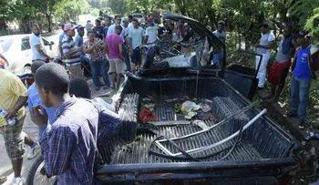 Cuatro muertos y varios heridos por choque de patana y camioneta  en carretera Fantino