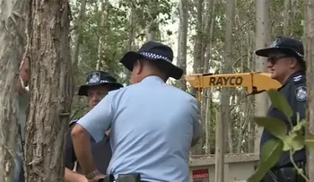 Quiso ayudar a una vecina a triturar un árbol y sufre una muerte horrible 