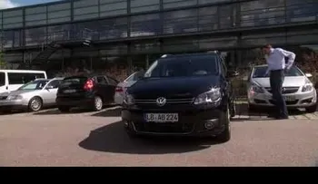 Autos que se estacionan solos (Video)
